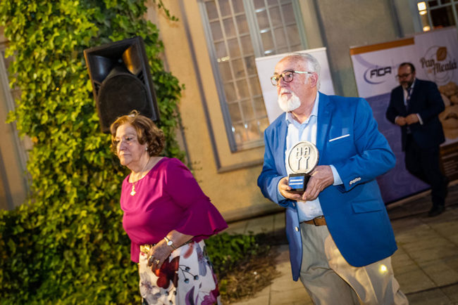 01_asociacion_de_hosteleros_alcala_bernardo_araujo_hostelero_de_honor_FOTO_DESTACADA