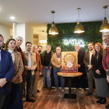 Presentación Guía cofrade Sabor y Pasión en Alcalá de Guadaíra David Picazo